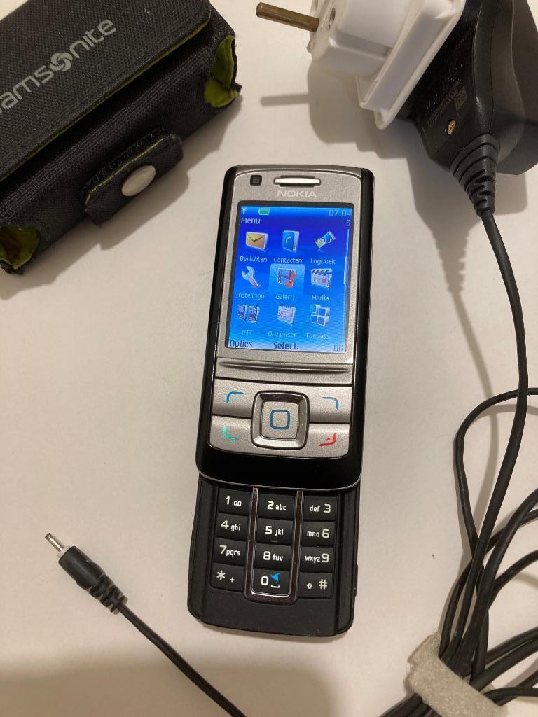Téléphone portable Nokia à vendre, Modèle coulissant, Moins de 3 mégapixels, Clavier physique, Enlèvement