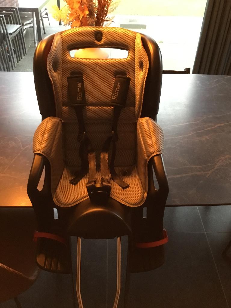 Fietsstoel Römer Jockey Comfort, Fietsen en Brommers, Fietsaccessoires | Fietsstoeltjes, Zo goed als nieuw, Achterzitje, 9 t/m 18 kg