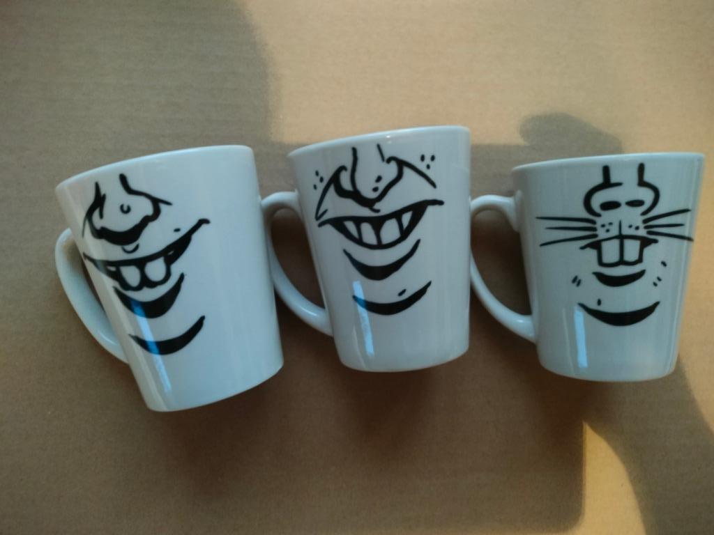 Tasse $ 1/5 (3) #2/5 (4) #3/5 (2) #5/5 (1) Jeroen Meus, Enlèvement ou Envoi, Comme neuf, Autres styles, Porcelaine