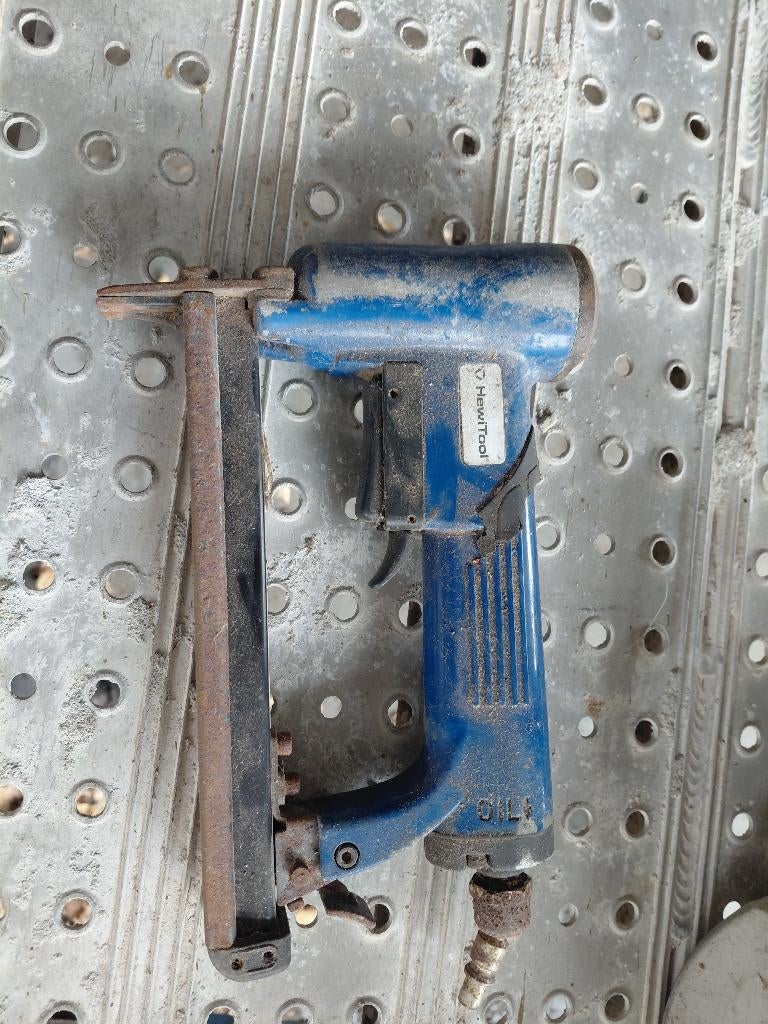 Nietmachine hewi tool, Ophalen, Gebruikt