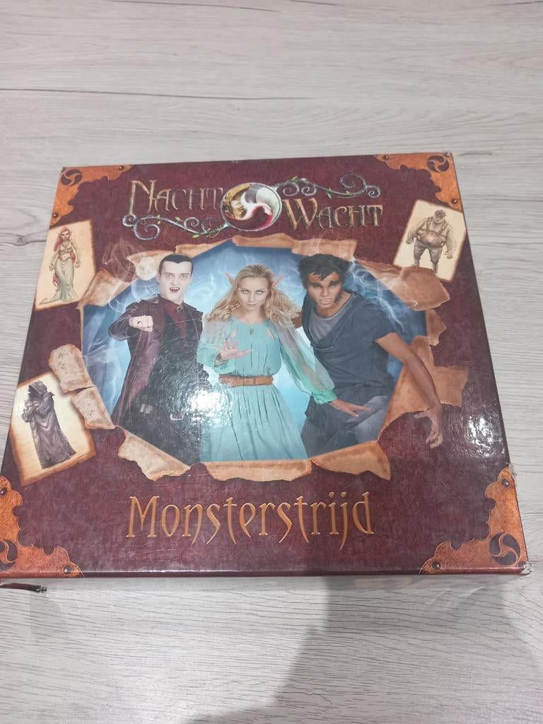 Nachtwacht monsterstrijd, Ophalen