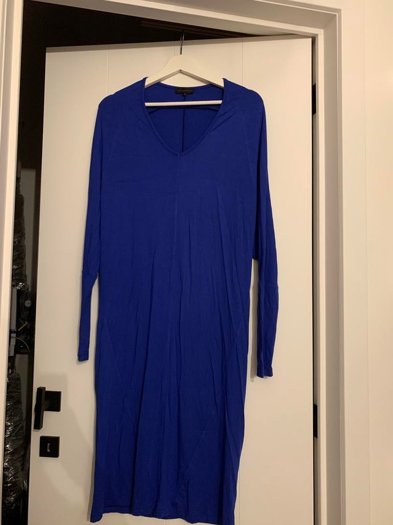 Felblauwe jurk So Antwerp maat 0, Kleding | Dames, Ophalen of Verzenden, Zo goed als nieuw