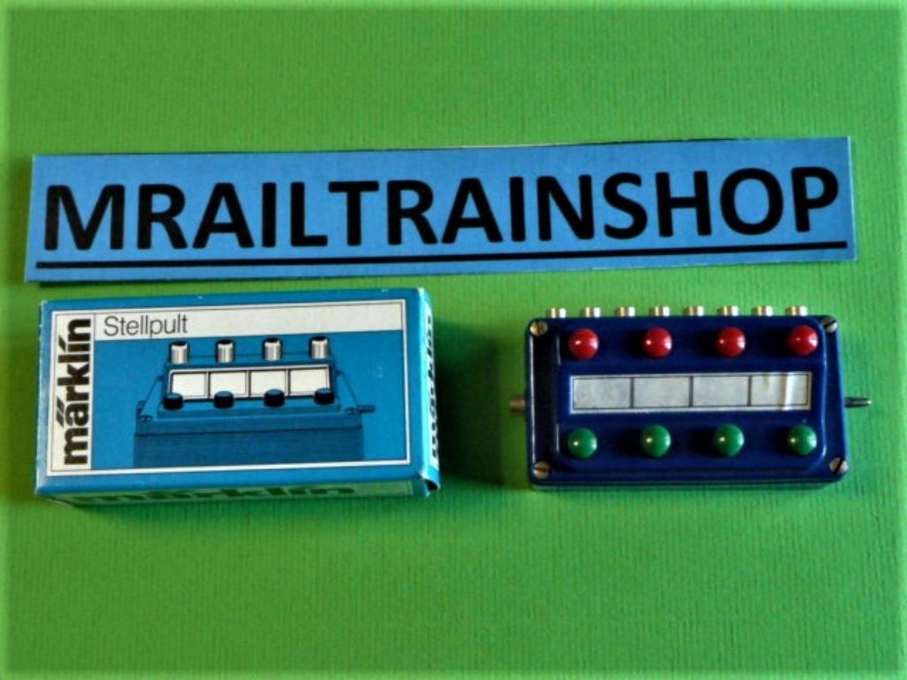 7072 MÄRKLIN HO - 1 x PLAQUE DE SIGNALISATION ET PUPITRE DE, Hobby & Loisirs créatifs, Trains miniatures | HO, Comme neuf, Autres types