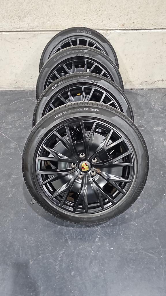 Taycan Sport Turismo 20 inch GTS Turbo S Aero, Ophalen, 20 inch, Band(en)