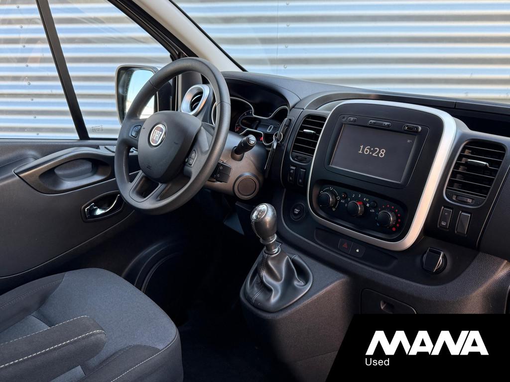 Fiat Talento 2.0 145 MultiJet L2H1 DC Airco Trekhaak Camera, Auto's, Bestelwagens en Lichte vracht, Voorwielaandrijving, Stof