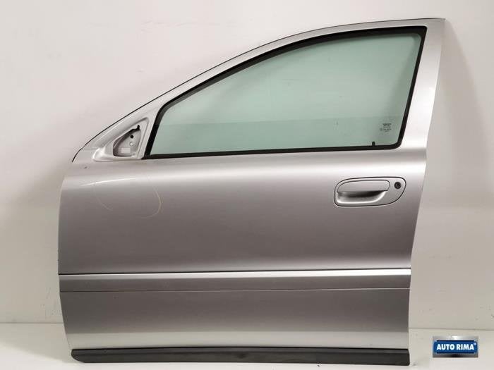 Portière 4portes avant gauche d'un Volvo V70 (426), -, 3 mois de garantie, Porte, -