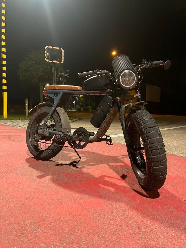 Super 73 s2 hundsman bleu, Fietsen en Brommers, Elektrische fietsen, Ophalen, Zo goed als nieuw