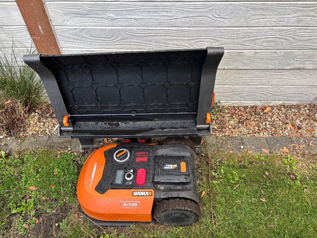 WORKX landroid WR165E M500+ robotmaaier+garage, Jardin & Terrasse, 20 à 25 cm, Worx, Enlèvement, Utilisé
