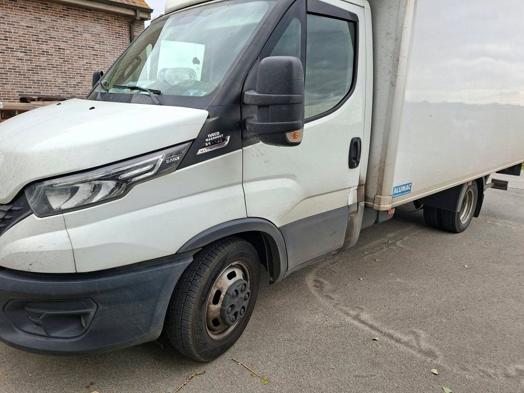 Een Iveco lichte vracht 3.0l., Bedrijf, Te koop, Iveco