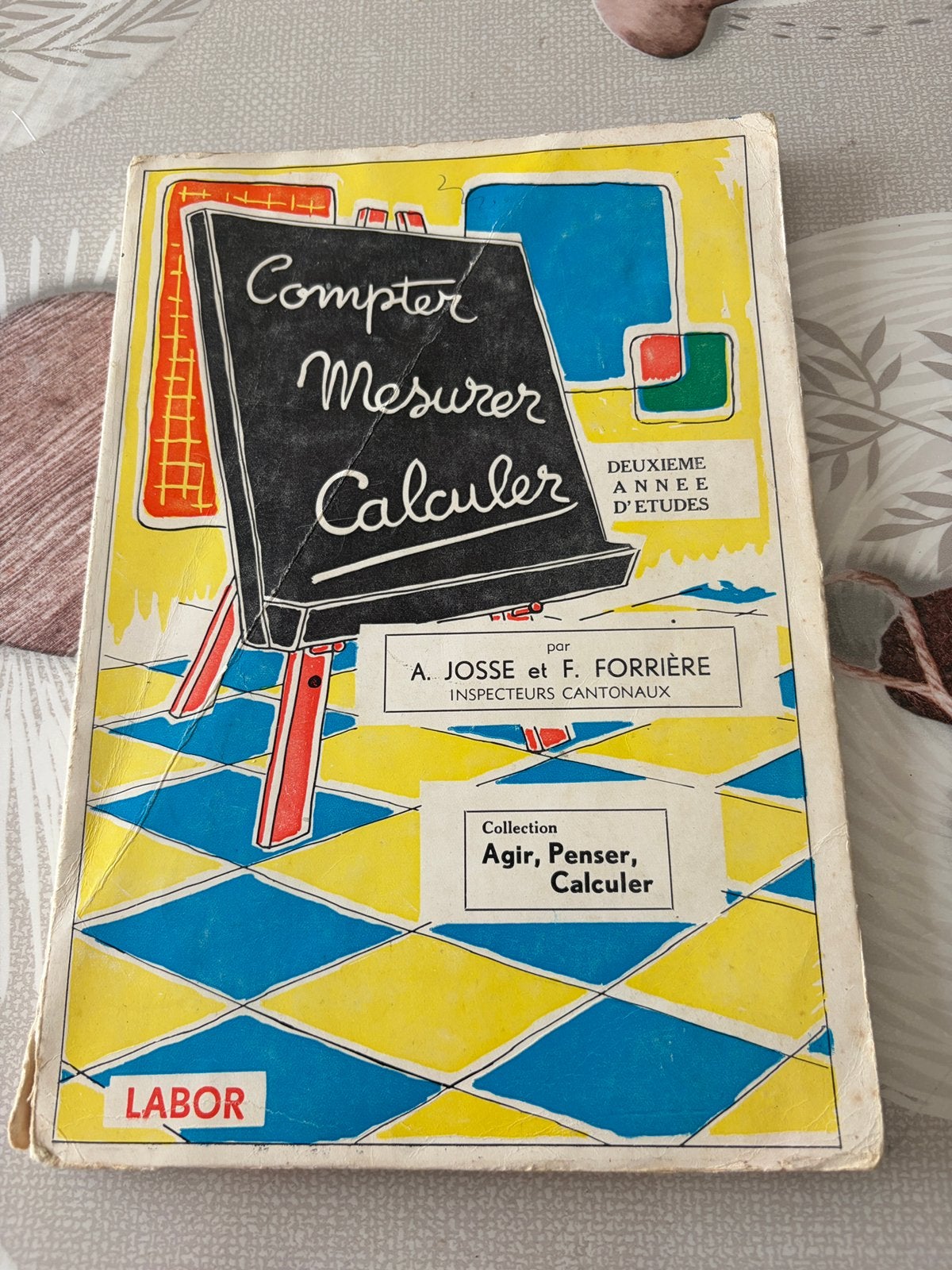 Éditions LABOR – Collection Agir, Penser, Calculer, Enlèvement ou Envoi, Comme neuf