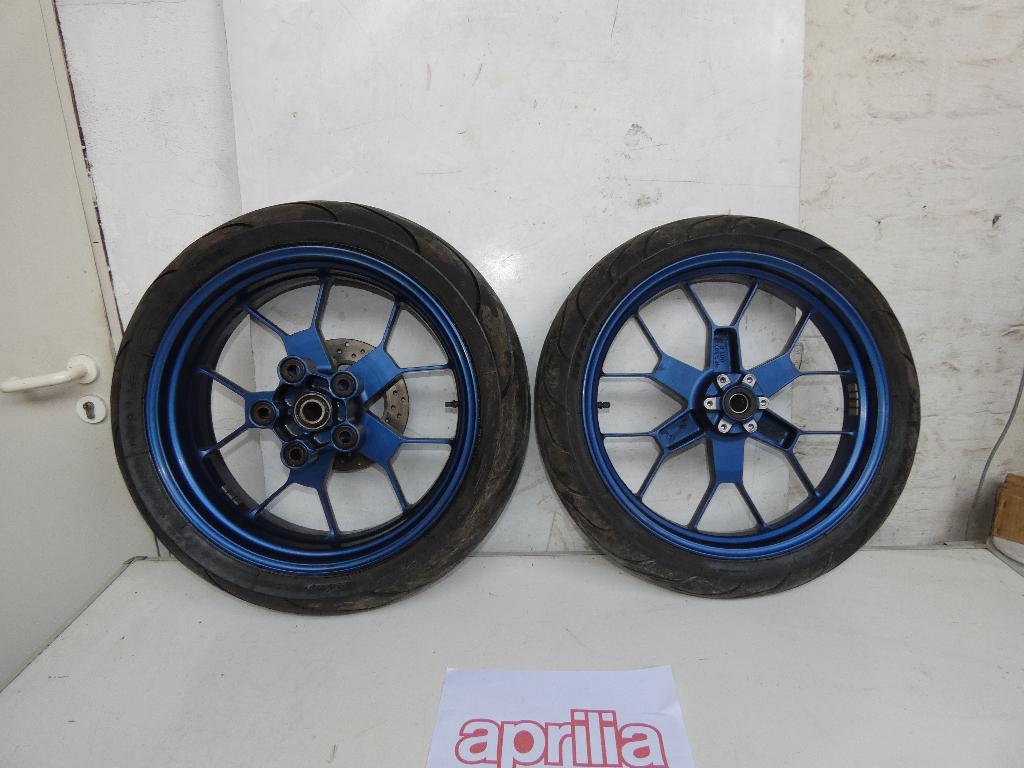 Aprilia rsv 1000 oz wielen  2001, Motoren, Ophalen, Gebruikt