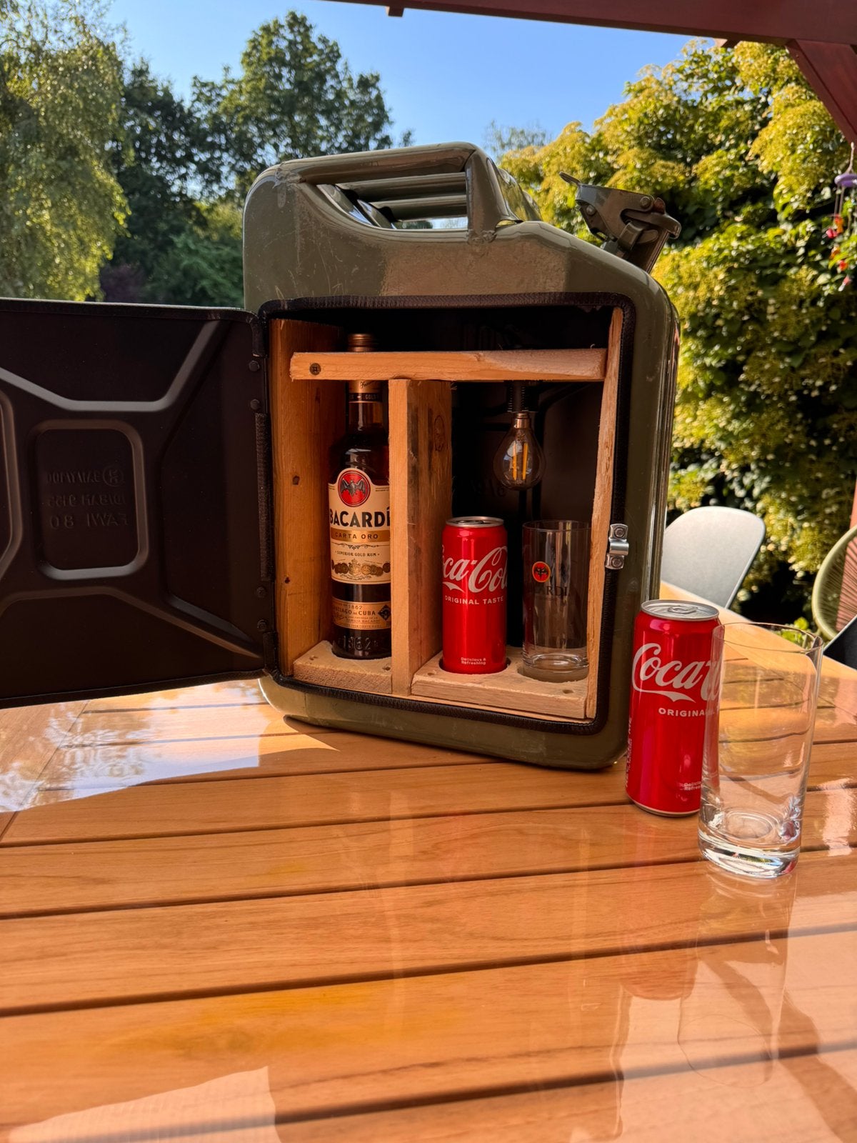Jerrycan bacardi cola, Ophalen, Zo goed als nieuw