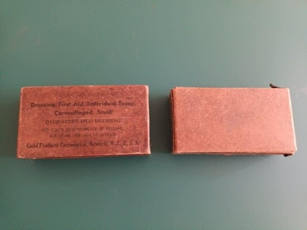 2X Dressing First Aid US WW2, Ophalen of Verzenden, Landmacht, Overige typen