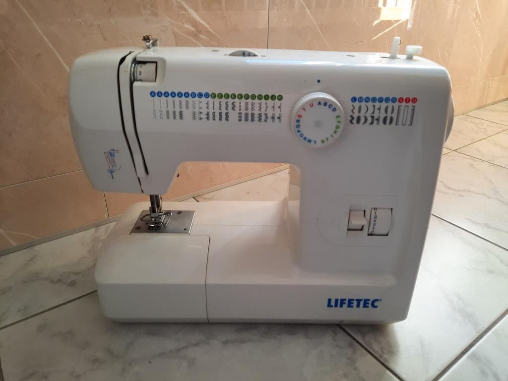 Naaimachine, Hobby en Vrije tijd, Naaimachines en Toebehoren, Ophalen, Naaimachine