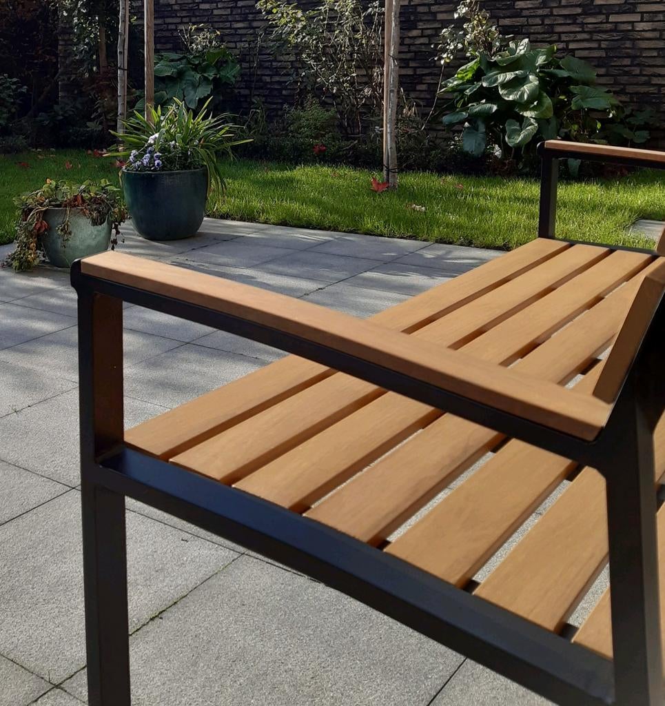 Vinci tuinset: tafel-4 stoelen-tuinbank en poef/bijzet, Ophalen, Gebruikt