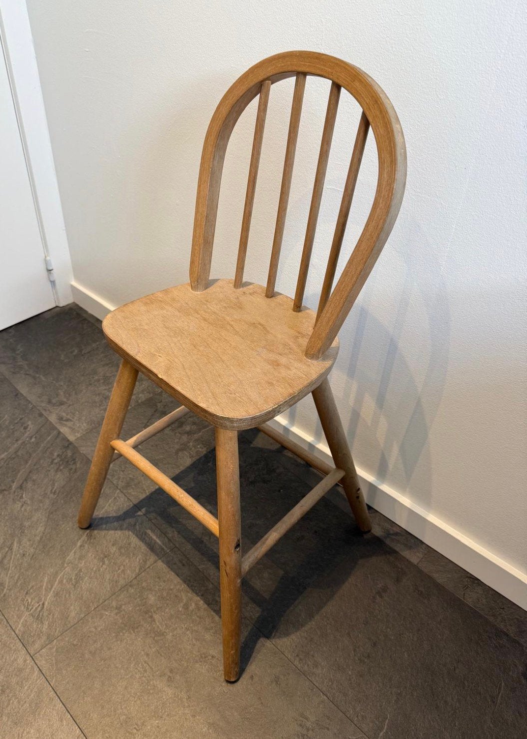 IKEA Kinderstoel – 50 cm hoog, Huis en Inrichting, Stoelen, Ophalen, Bruin, Vintage, Zo goed als nieuw