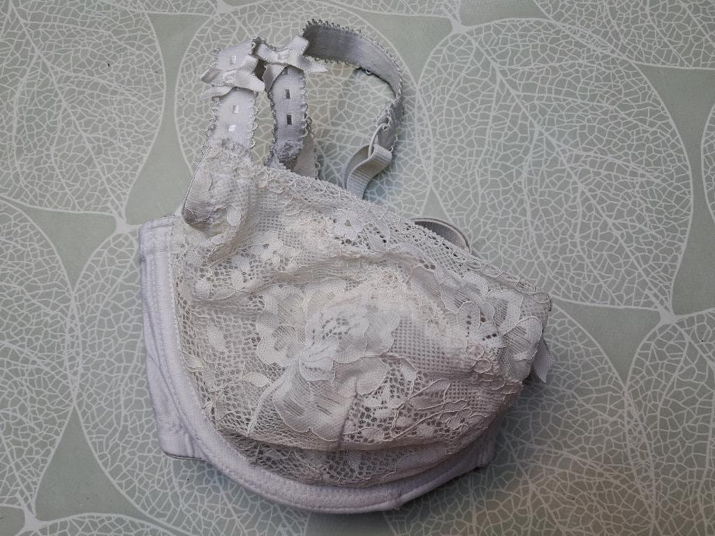 Merk Hunkemoller: beige beugel BH (zie foto's), Hunkemöller, Ophalen of Verzenden, Beige, BH