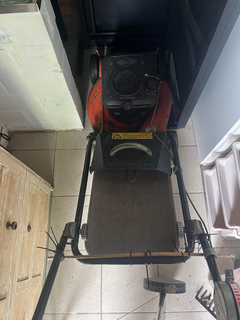 Grasmachine en bosmaaier, Tuin en Terras, Ophalen, Gebruikt
