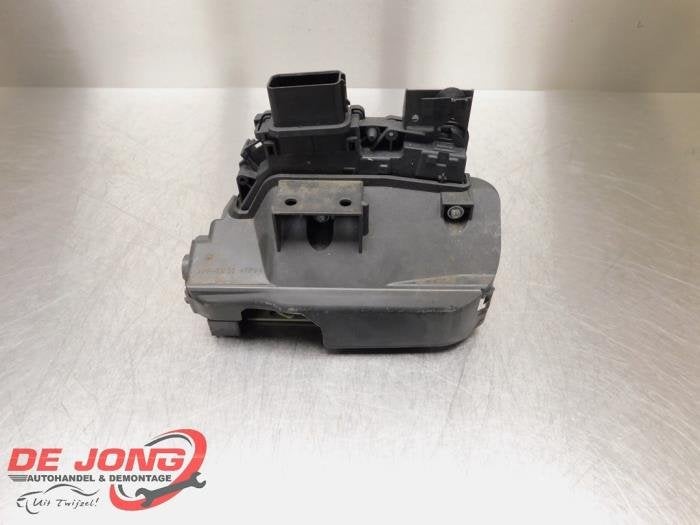 Deurslot Mechaniek 4Deurs links-voor van een Ford B-Max, Gebruikt, -, -, Ophalen of Verzenden