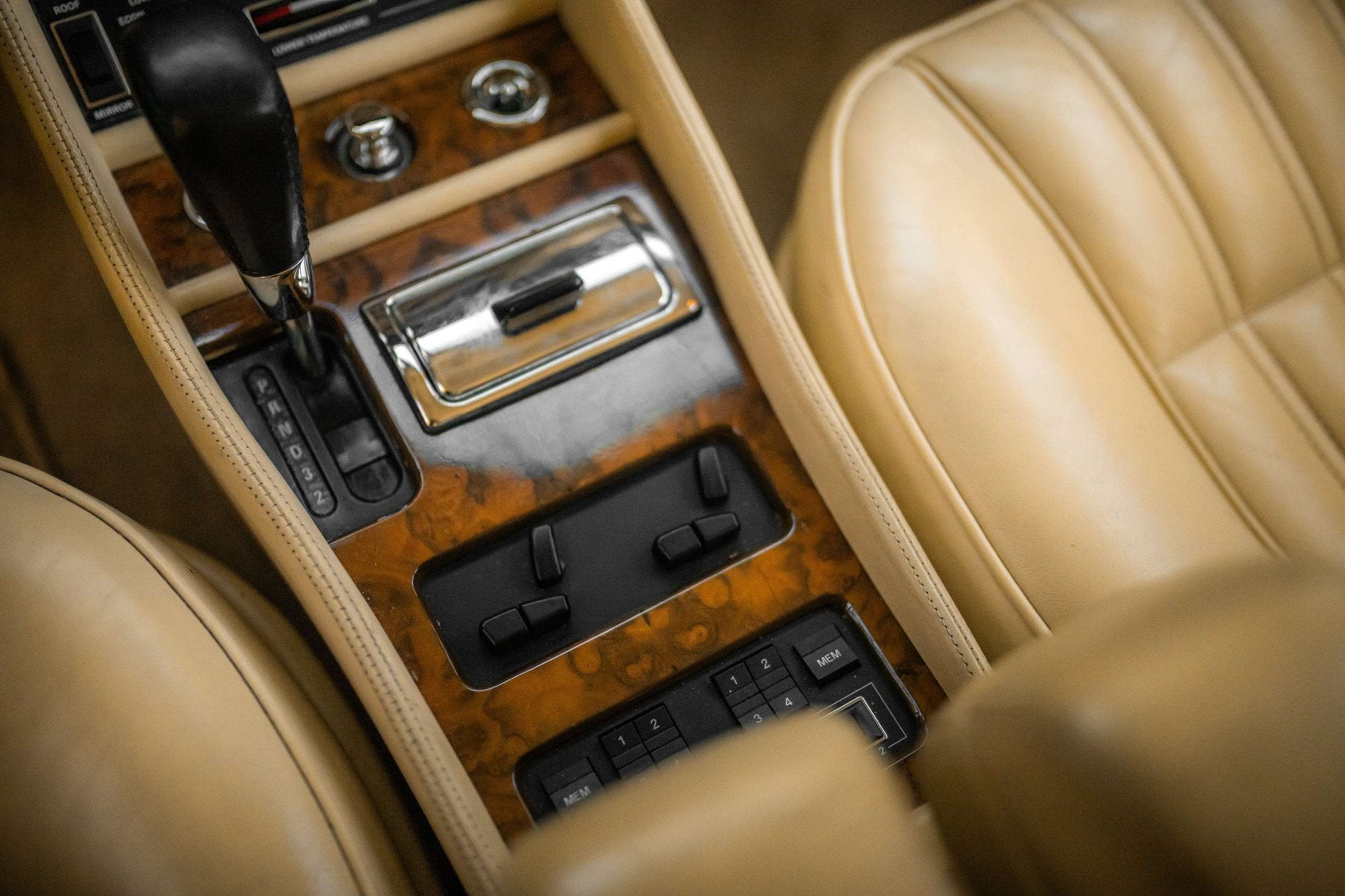 Bentley Brooklands 6.75i V8 *HISTORY WITH INVOICES / BELGIAN, foto 10