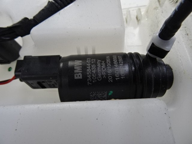 LAVE-GLACE POMPE ARRIÈRE BMW 1 serie (F20) (7345844), Utilisé, BMW, Petuelring 130
80809  München, DE, Bayerische Motoren Werke AG