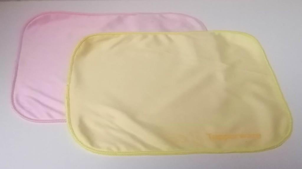 Tupperware™ « Microvezel Eco Brildoekjes » geel en roze, Huis en Inrichting, Verzenden, Nieuw, Geel, Overige typen
