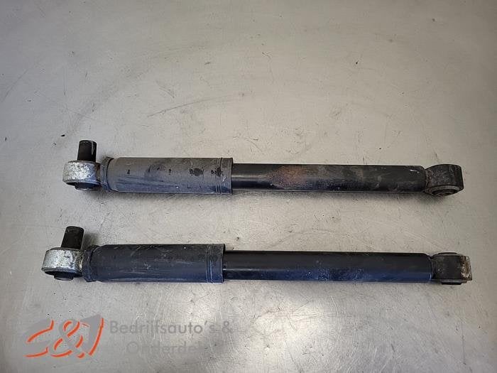 Schokdemper set van een Mercedes Vito, Gebruikt, -, Ophalen of Verzenden, -