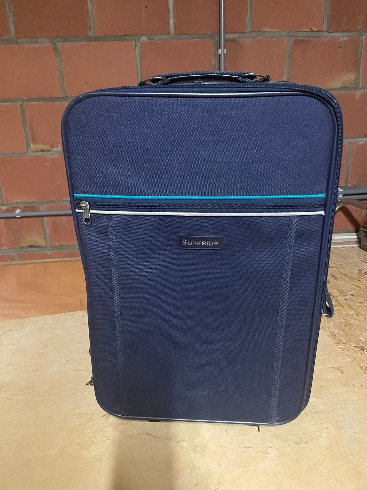 Koffer, Ophalen, Uitschuifbare handgreep, 50 tot 60 cm, Zo goed als nieuw