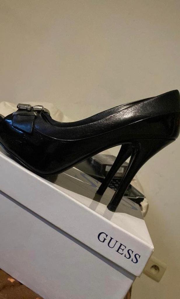 Guess maat 37, Kleding | Dames, Schoenen, Ophalen of Verzenden, Zo goed als nieuw