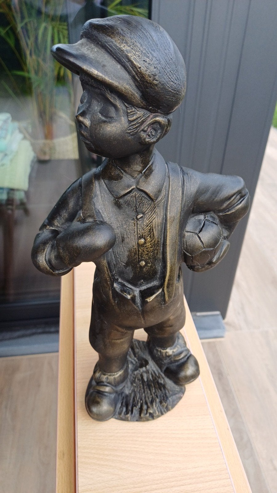 Beeld voetballer (tuin/terras of binnen deco), Enlèvement, Neuf, Autres matériaux, Homme