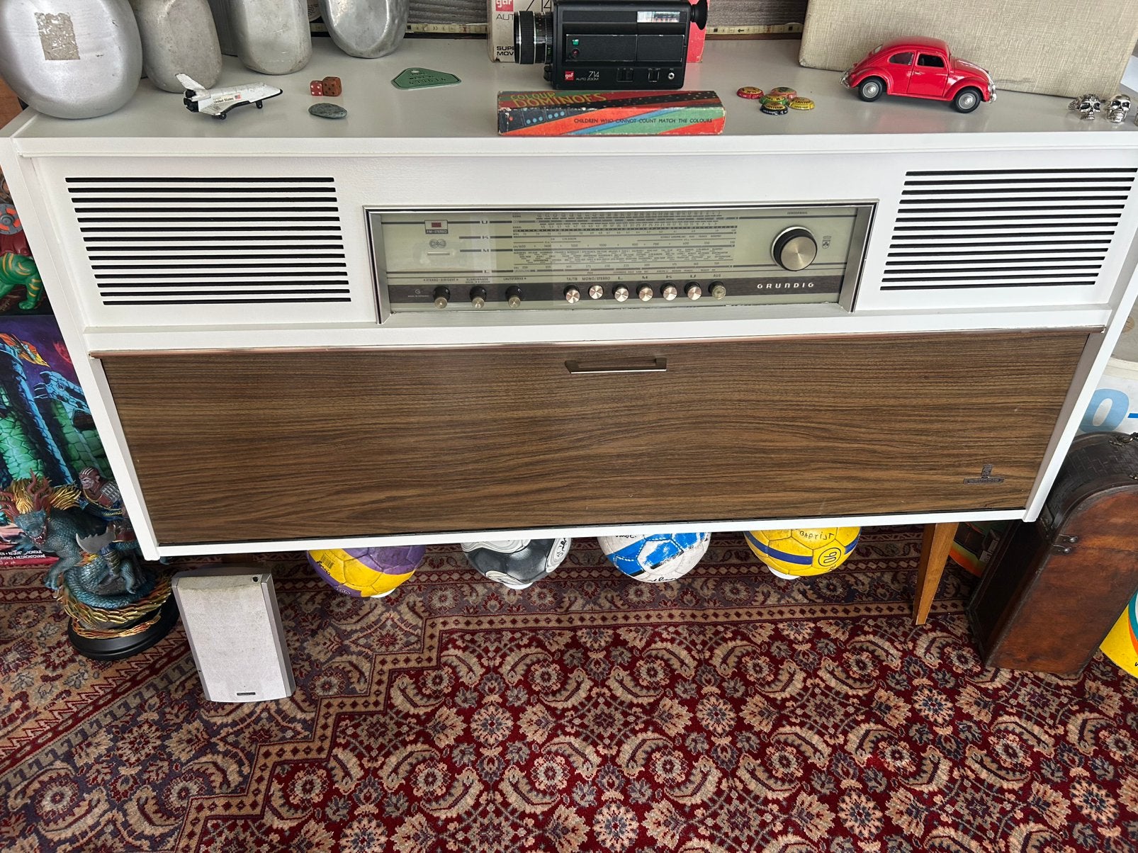 Radio kastje, Ophalen