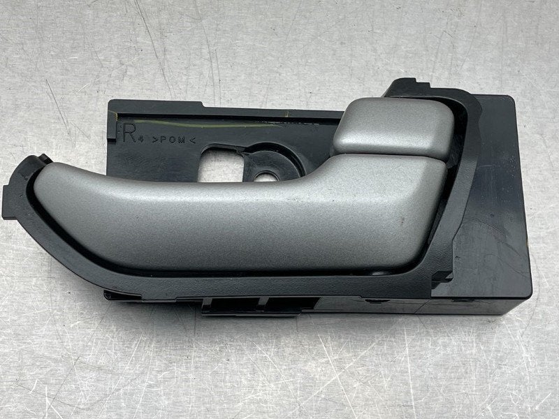 POIGNEE EXTERIEURE AVANT DROITE Isuzu D-Max (TFR / TFS), Dhr. M. Roggen, Stadsweg 37 37
9917 PV  WIRDUM GR., NL, Utilisé, Marinus@Japoto.nl