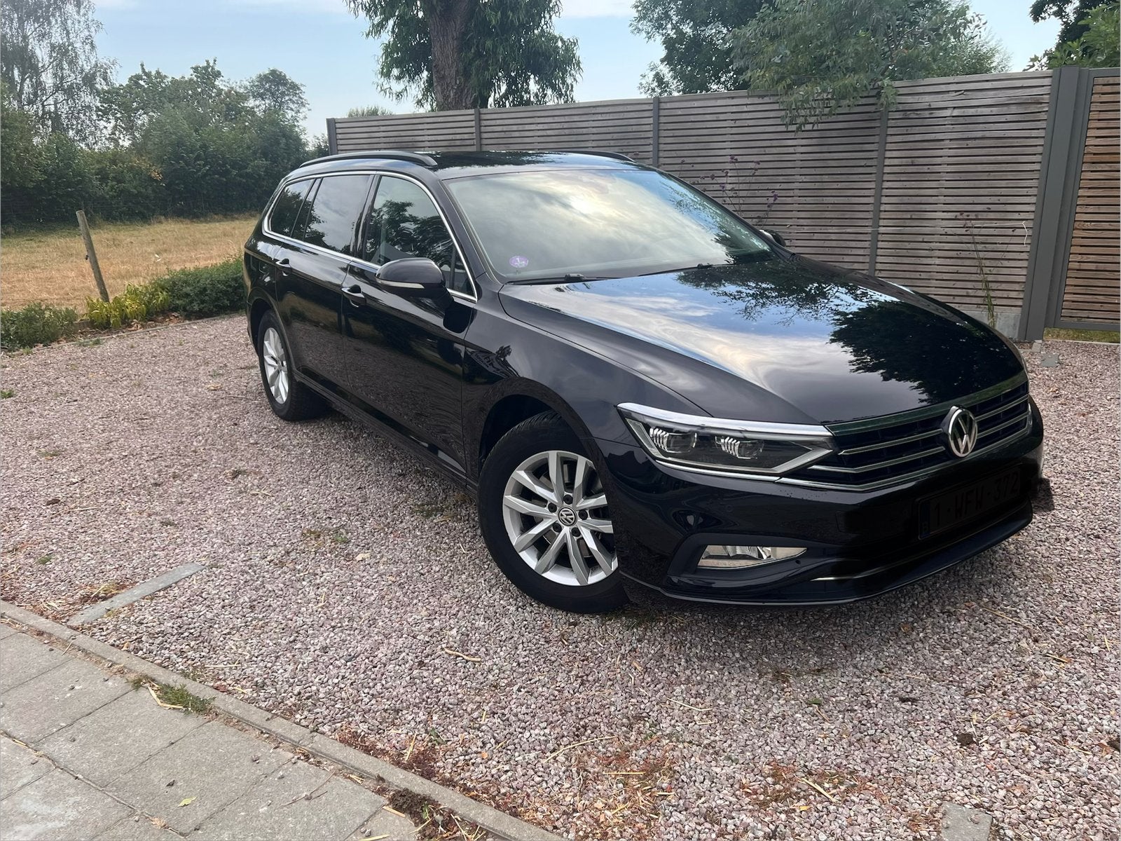 Volkswagen Passat Variant 1.5 TSI DSG, 1498 cc, 4 cilinders, Parkeerassistent, Zwart