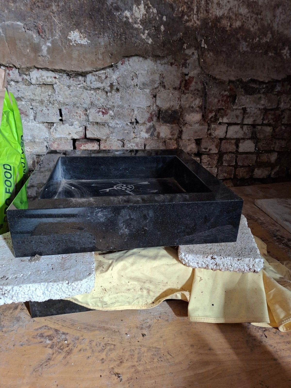 lavabo graniet 2stuks, Doe-het-zelf en Bouw, Ophalen, Nieuw, Wastafel
