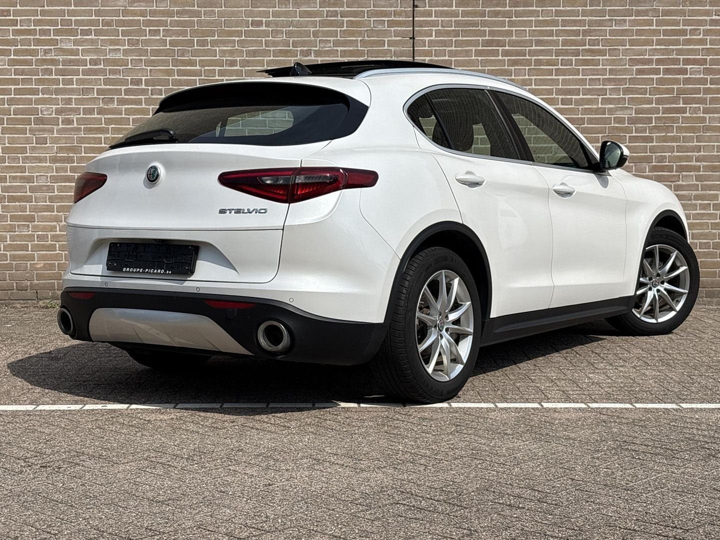 Alfa Romeo Stelvio 2.2d Super | € 11.400,- NETTO! | Leder |, Auto's, Alfa Romeo, Automaat, Bedrijf, Diesel, Startonderbreker
