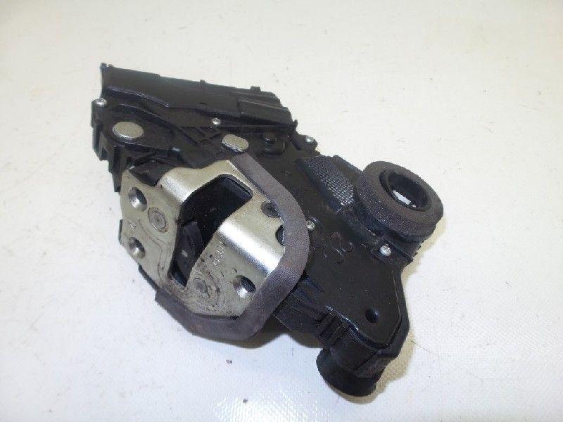 SERRURE DE PORTE RODS AVANT DROIT Toyota Yaris II (P9), Utilisé, Toyota