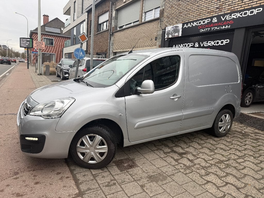 Peugeot Partner 1.6HDI Navigations Airconditioning 90 km, Auto's, Bedrijf, Grijs, Te koop, Parkeersensor
