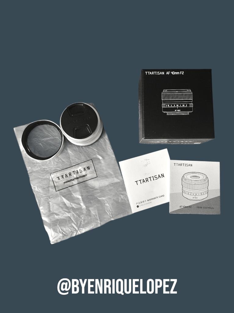 TTartisan 40mm F2 (Zilver, Z‑Mount) - Garantie - Nieuwstaat, TV, Hi-fi & Vidéo, Photo | Lentilles & Objectifs, Enlèvement ou Envoi