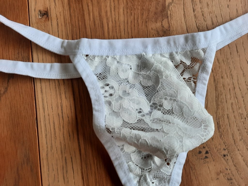String wit in bloemen kantstof, Ophalen of Verzenden, Wit, Geen merk, Slip