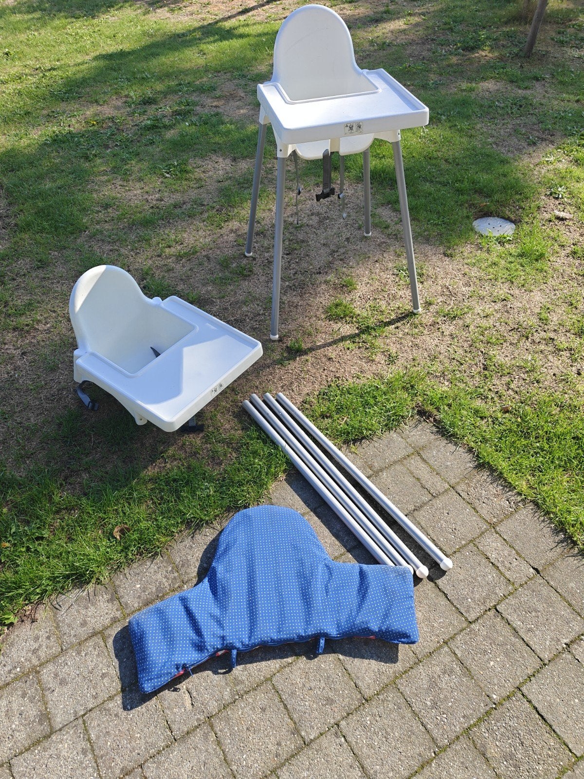 2 kinderstoelen Ikea makkelijk om mee te nemen of voor thuis, Kinderen en Baby's, Ophalen