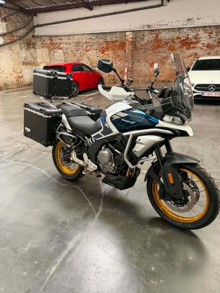 CFMOTO MT 700, Tourisme, Occasion, Plus de 35 kW, Selle chauffante