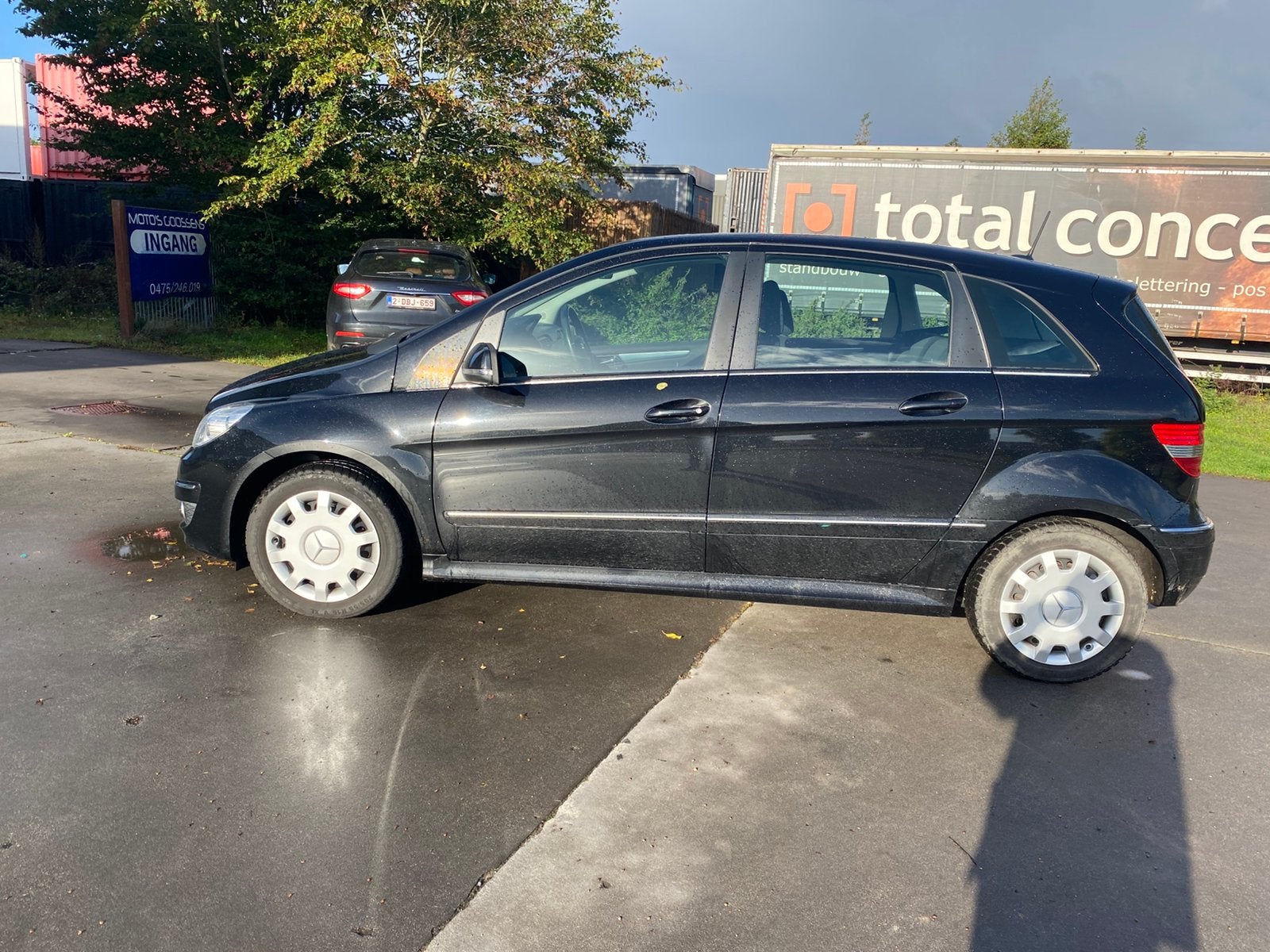 b180, Autos, Boîte manuelle, Noir, Particulier, Tissu