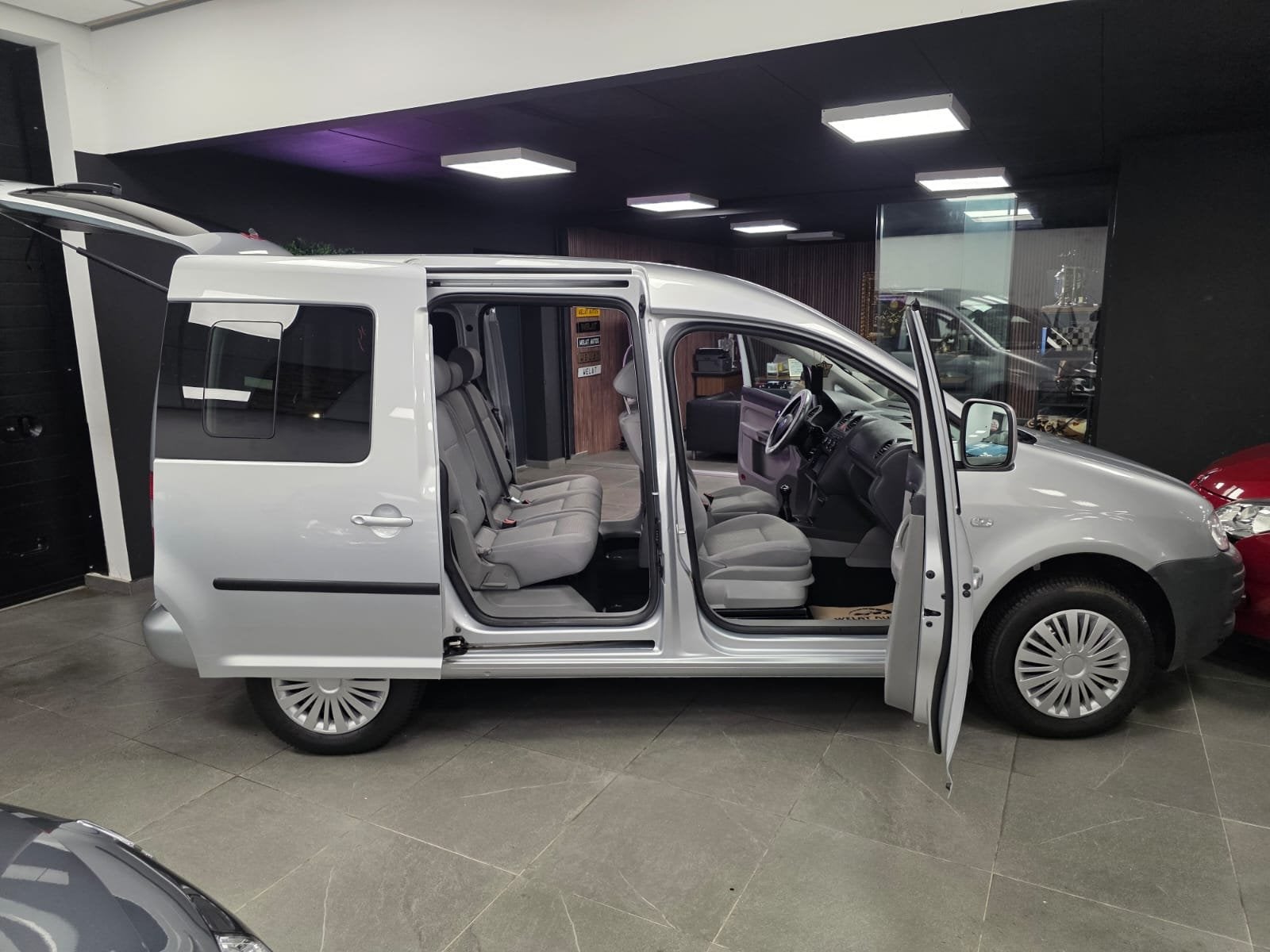 VW CADDY 1.4 BENZINE CARPLAY/NAVIGATIE TOPSTAAT, Auto's, 188 g/km, Gebruikt, Overige modellen, Bedrijf