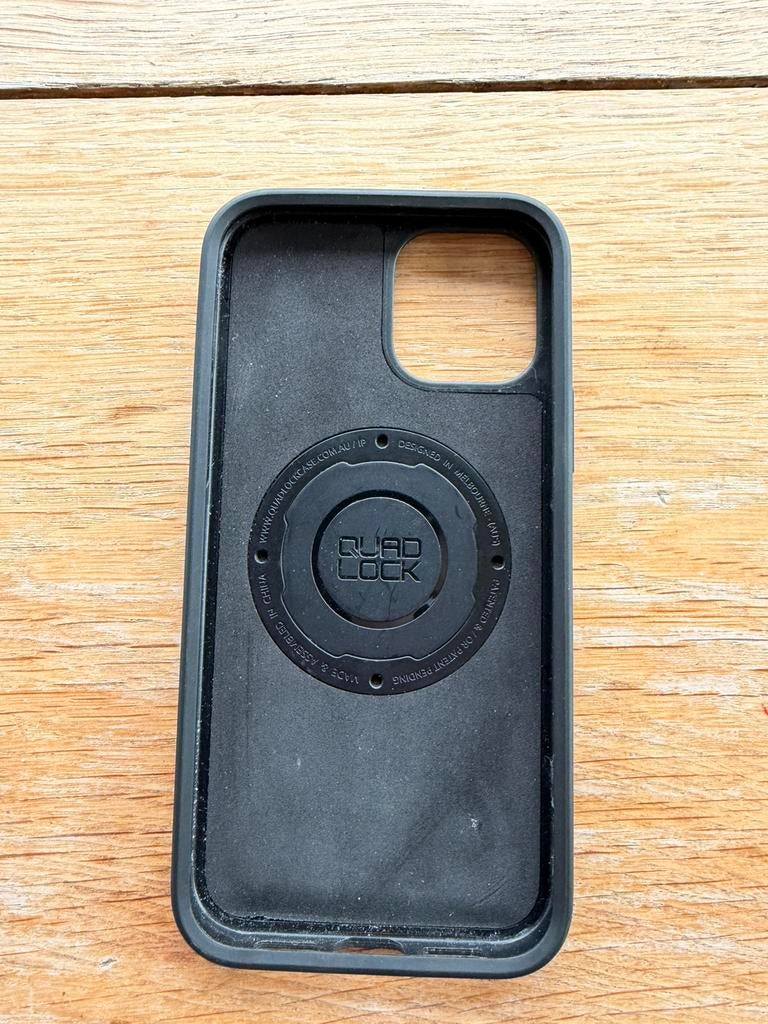 Quadlock case iPhone 12 + poncho, Enlèvement, Comme neuf, IPhone 12