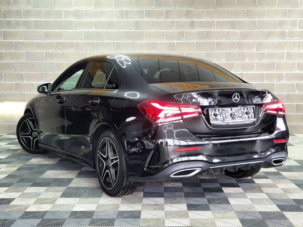 Mercedes-Benz A-Klasse 180 DIESEL 116CV - PACK AMG - BOI, Auto's, 4 deurs, Gebruikt, 4 cilinders, 116 pk