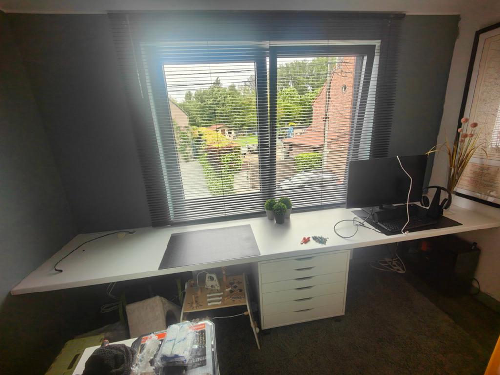 Bureau flottant - plan de travail blanc, Enlèvement, Blanc