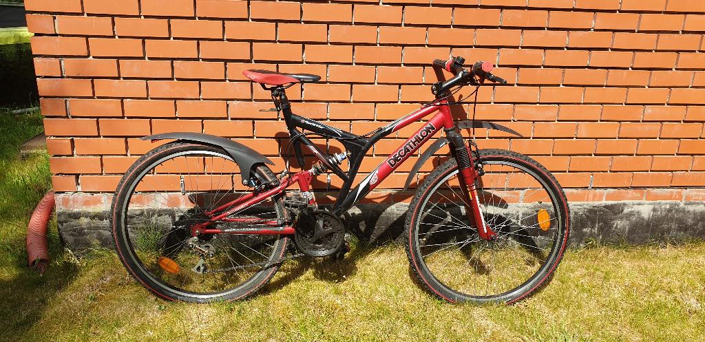 rode en zwarte mountainbike., Fietsen en Brommers, Gebruikt, Velgrem, Versnellingen, 56 cm of meer