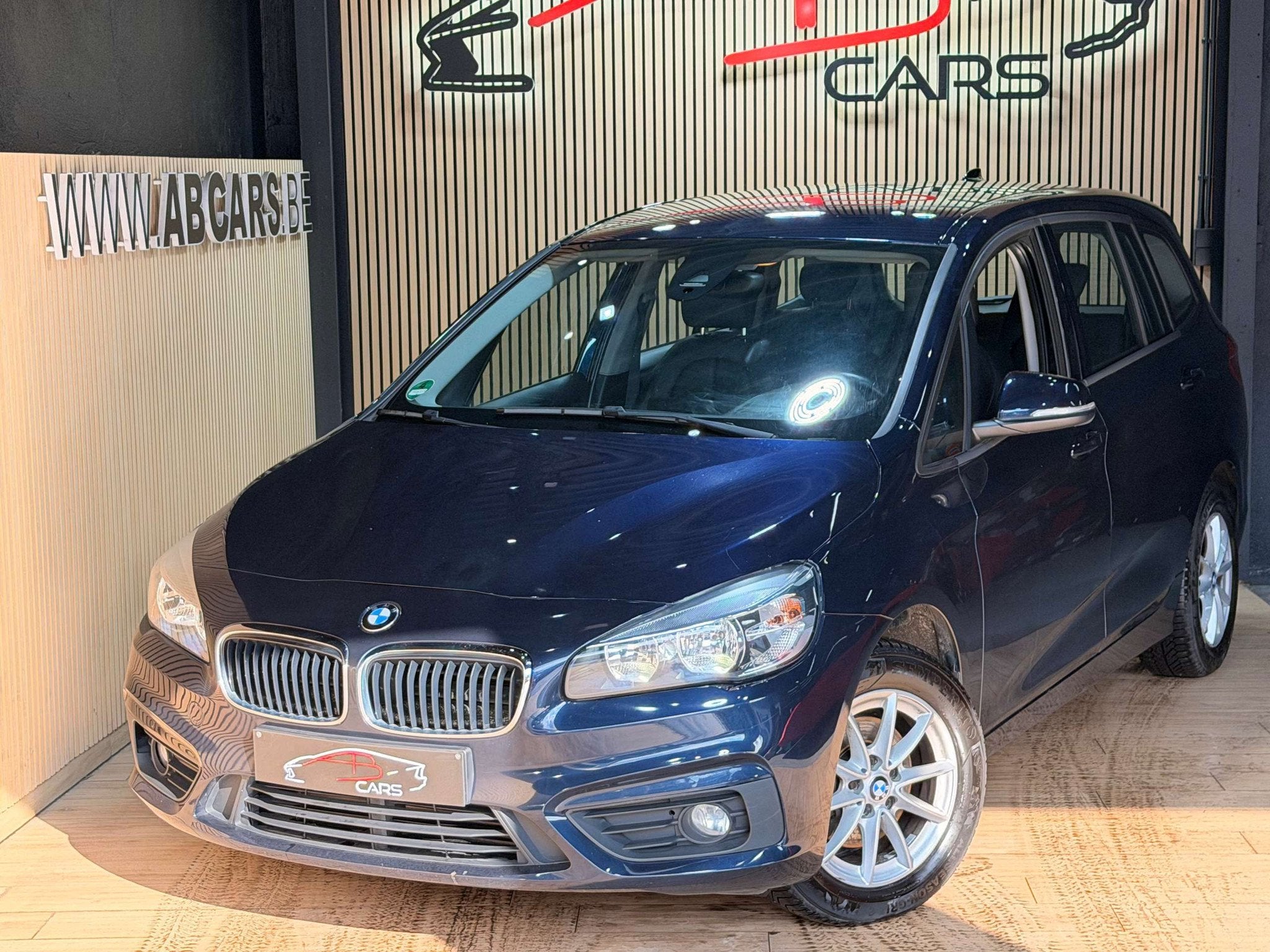 BMW 2 Serie 216 D * Gran Tourer * 5 PLACES * 1ER PROP * GARA, Auto's, Stof, Gebruikt, Bedrijf, 5 deurs