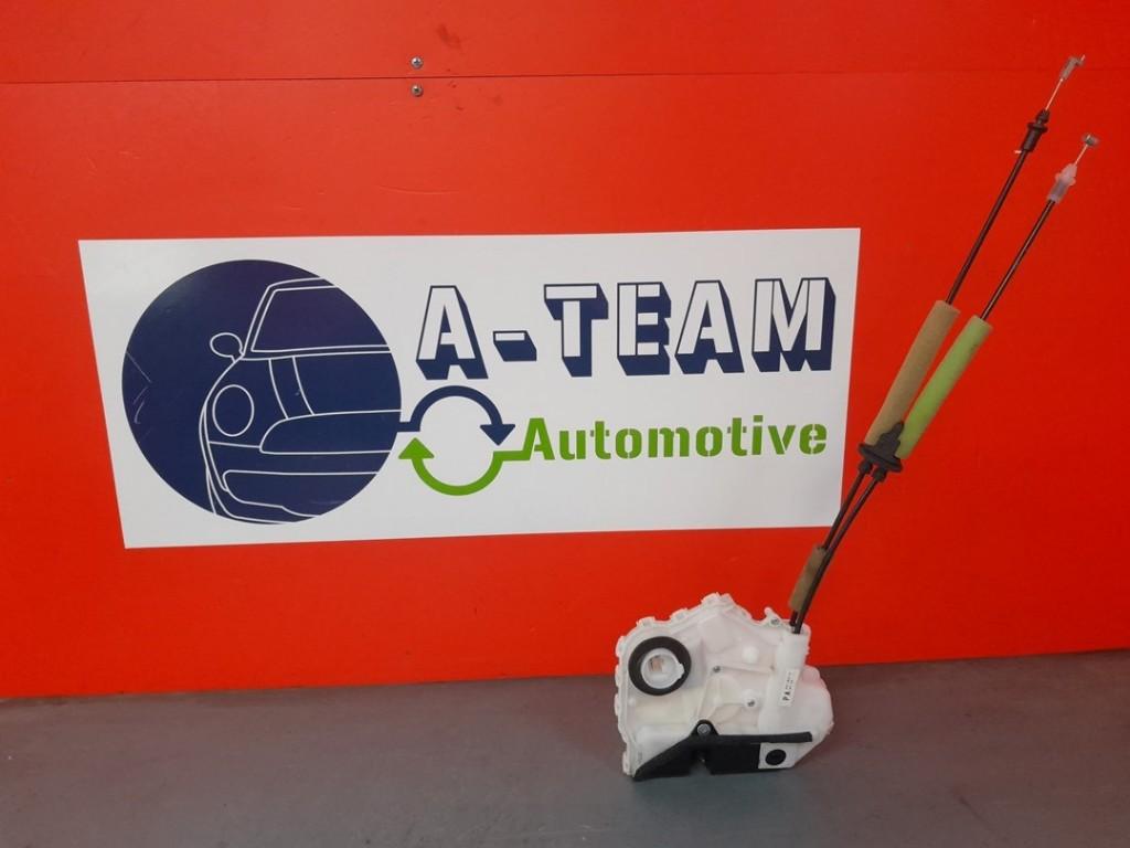PORTIERSTANGEN LINKS ACHTER Mazda 3 Sport (BP) (B01B010), Gebruikt, Mazda