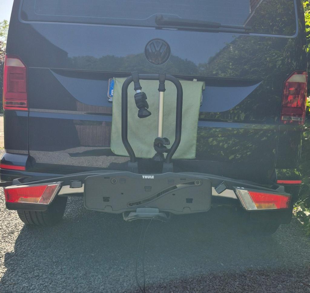 Porte velo Thule XT933 2 velos max 60 kilo, Autos : Divers, Porte-vélos, Support d'attelage, 2 vélos, Comme neuf, Enlèvement